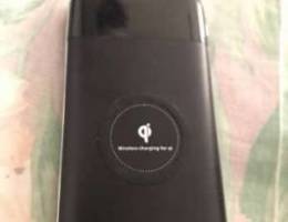 wireless charging power bank like new 1000...