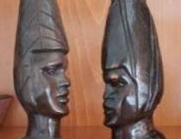 2 wooden statues