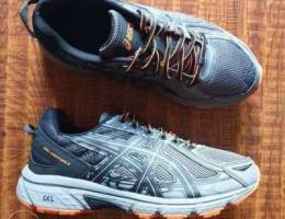 Authentic Asics Size 42 Brand New From USA