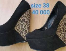 Shoes new & in very good condition