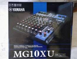 YAMAHA MG10XU audio mixer