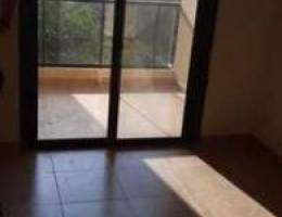 Zouk Mosbeh 100m for rent 2 bed 2 wc