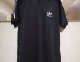 Adidas T-shirt