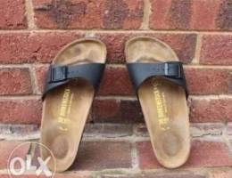 BirkenStock Slide 60% off now available