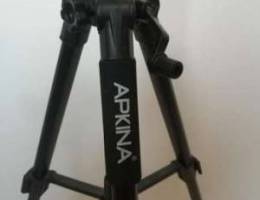 tripod camera