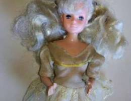 Sindy Barbie old doll has fixed head can n...