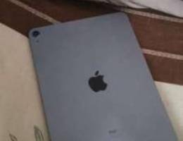 iPad air 4 4 GB ram 64 memory for sale