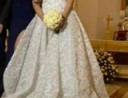 Wedding dress for rent