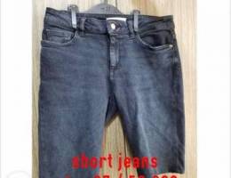 Short woman size 27