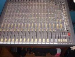 Mixer Studiomaster Trilogy 206