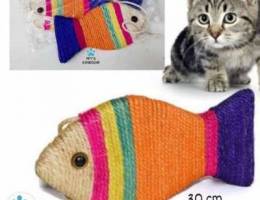 Cat Scratching Fish Shape Toy
