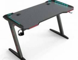 Z8 Gaming Desk with Led Lights, Headset Ho...