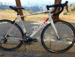 DEFY 1 Excellent Road Bike !! 105 groupset