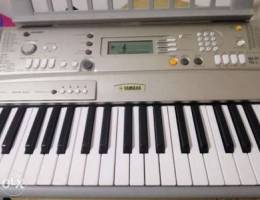 Psr A300 badly used in a very good conditi...