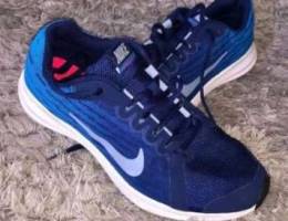 authentic nike running shoes