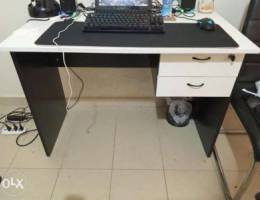 Office/computer desk with chair